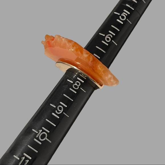 Gold Tone Unique Stone Tall Ring Size 7 1/2 - Picture 3 of 3